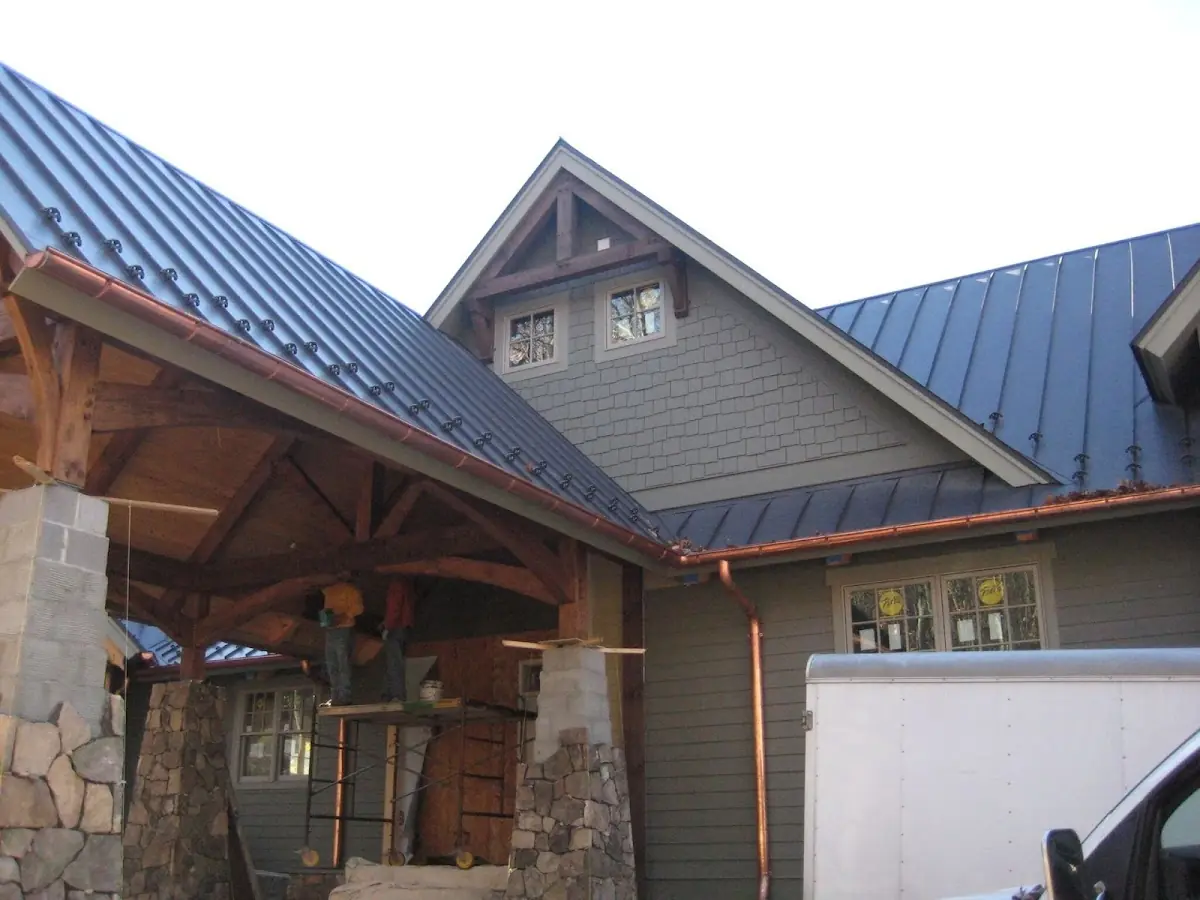 Craftsman Roofing team delivering quality roofing work in Wild Oaks